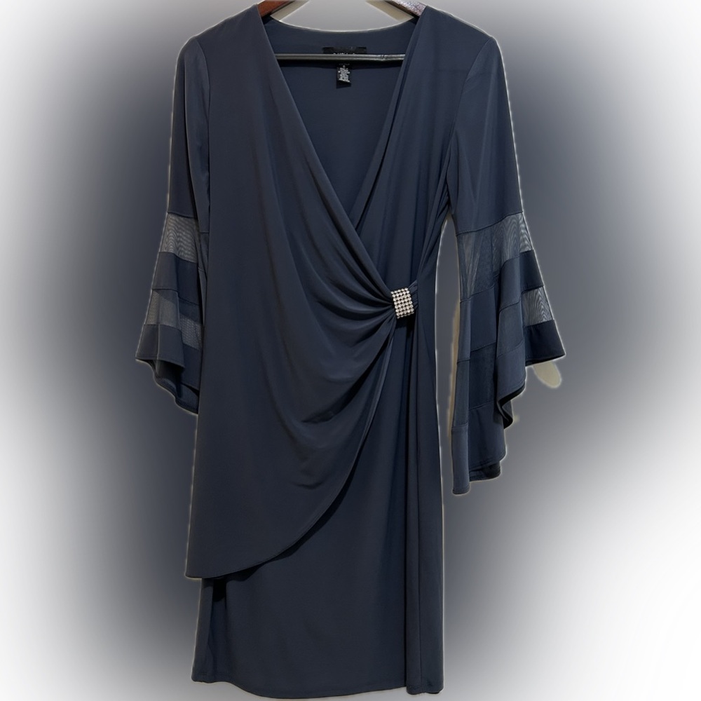 R&M Richard’s Women’s Gray Long Sleeve - Wedding / Holiday Dress size 6